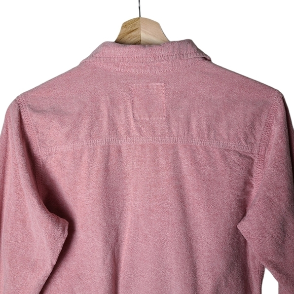 Levi's pink  long-sleeved buttoned down kids shirt - Picture 2 of 11